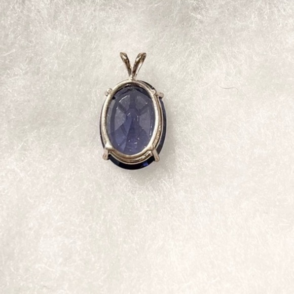 Deep Purple/Blue Oval Stone Pendant in Silver Setting - Picture 8 of 10
